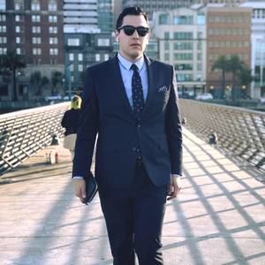 Meet your Posher, Victor